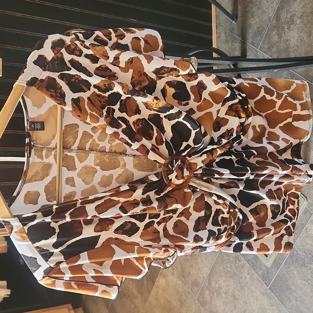 3x Giraffe Print light weight